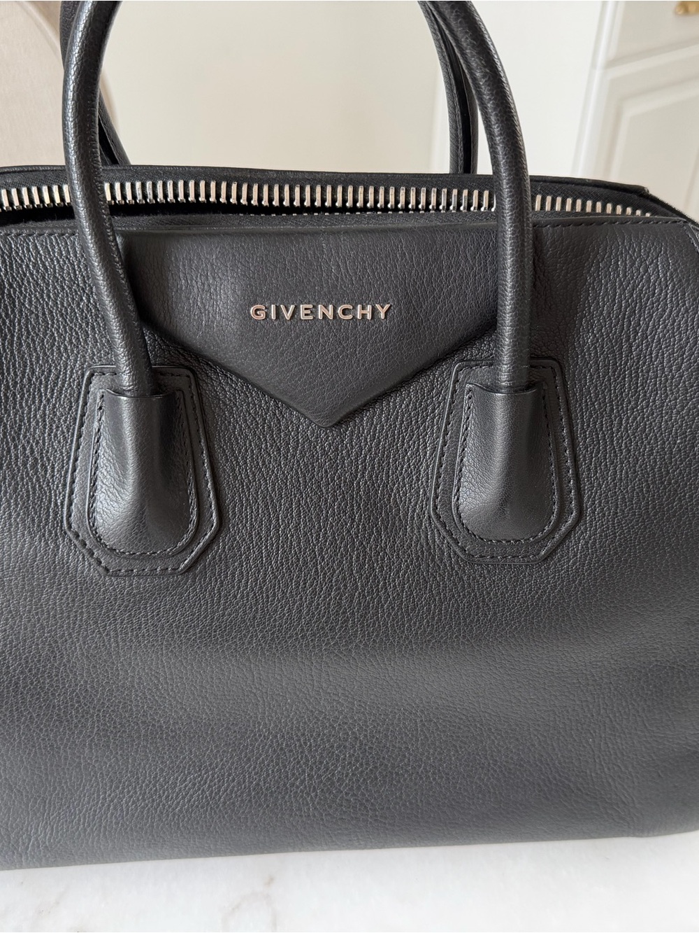 Givenchy Medium Antigona Black Leather Satchel with Top Handles and Strap - Picture 2 of 4